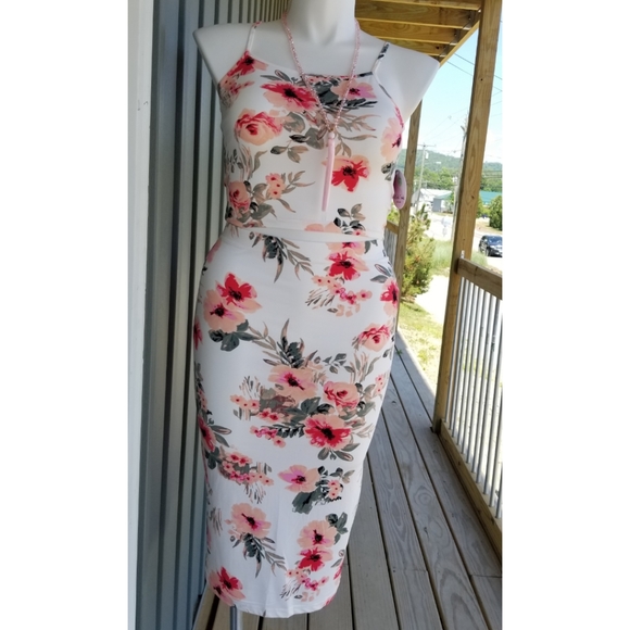 Full Circle Trends Dresses & Skirts - Full Circle Trends Skirt and Tank Top Set, NWT